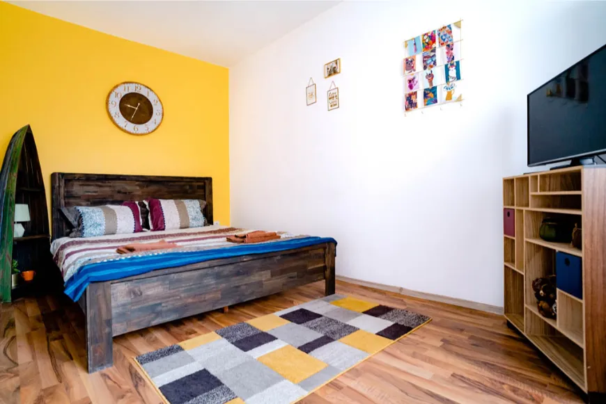 Apartment 4