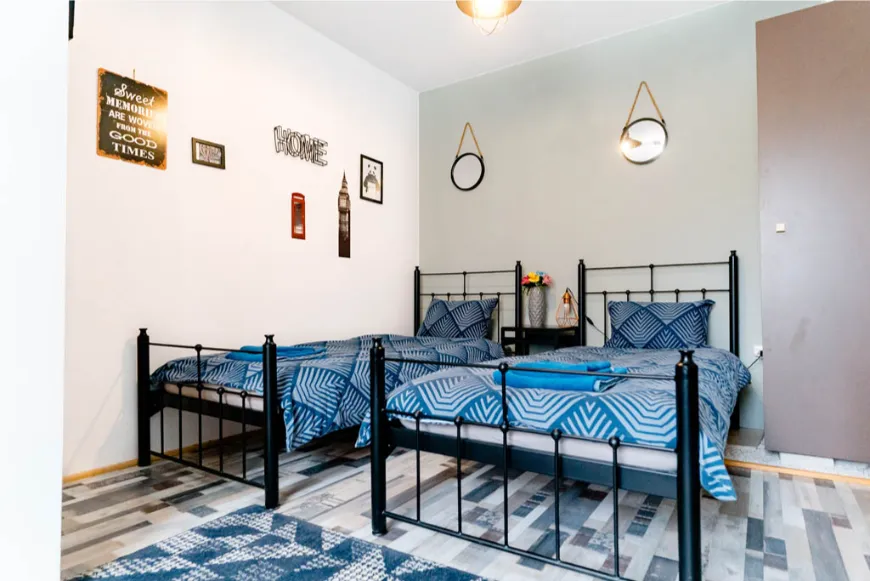 Apartment 5