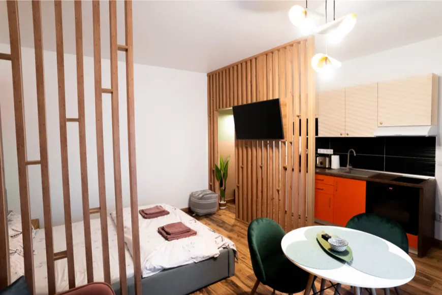 Apartment 8